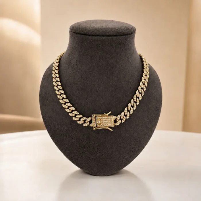 Colier statement auriu cu zale Cuban și cristale rhinestone